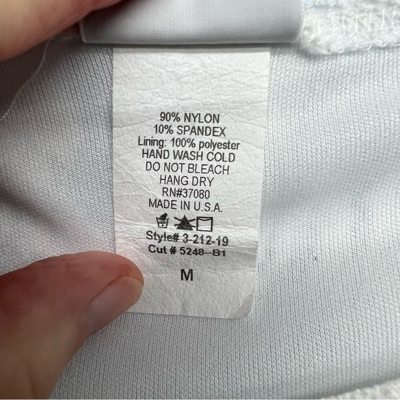 Giorgio Fiorlini white lace top size Medium - Picture 7 of 8